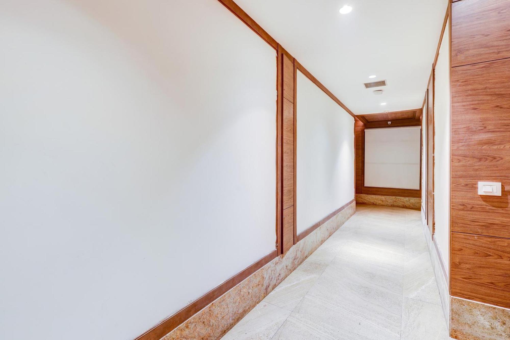 Super Townhouse Chhatarpur Near Metro Park 뉴델리 외부 사진
